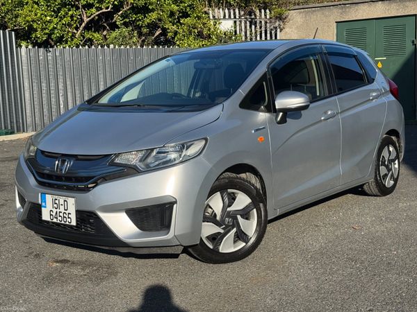 Honda Fit Hatchback, Petrol Hybrid, 2015, Silver