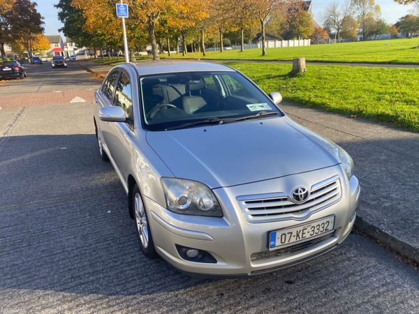Toyota Avensis Saloon, Petrol, 2007, Silver