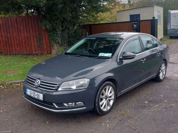 Volkswagen Passat Saloon, Diesel, 2012, Grey