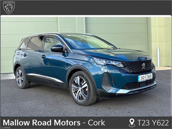 Peugeot 5008 MPV, Diesel, 2024, Blue