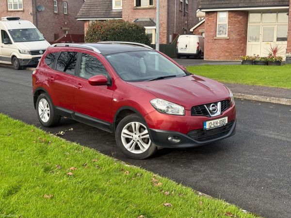 Nissan Qashqai+2 MPV, Diesel, 2012, Red