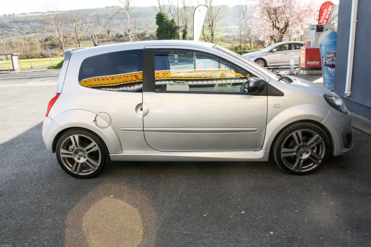 2012 Renault Twingo RS Sport 1.6VVTi 133bhp - Image 2