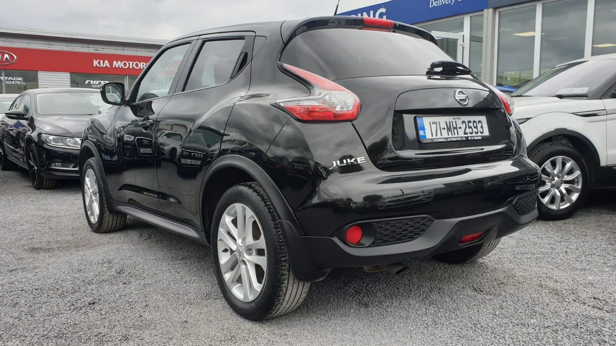 2017 NISSAN JUKE SV**1 IRISH OWNER** - Image 2