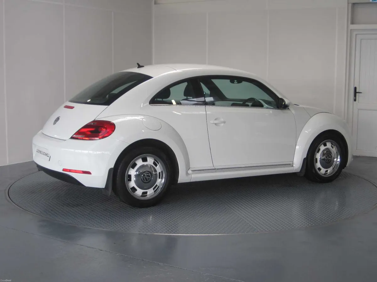 2016 Volkswagen Beetle 2.0 TDI Design - Image 5