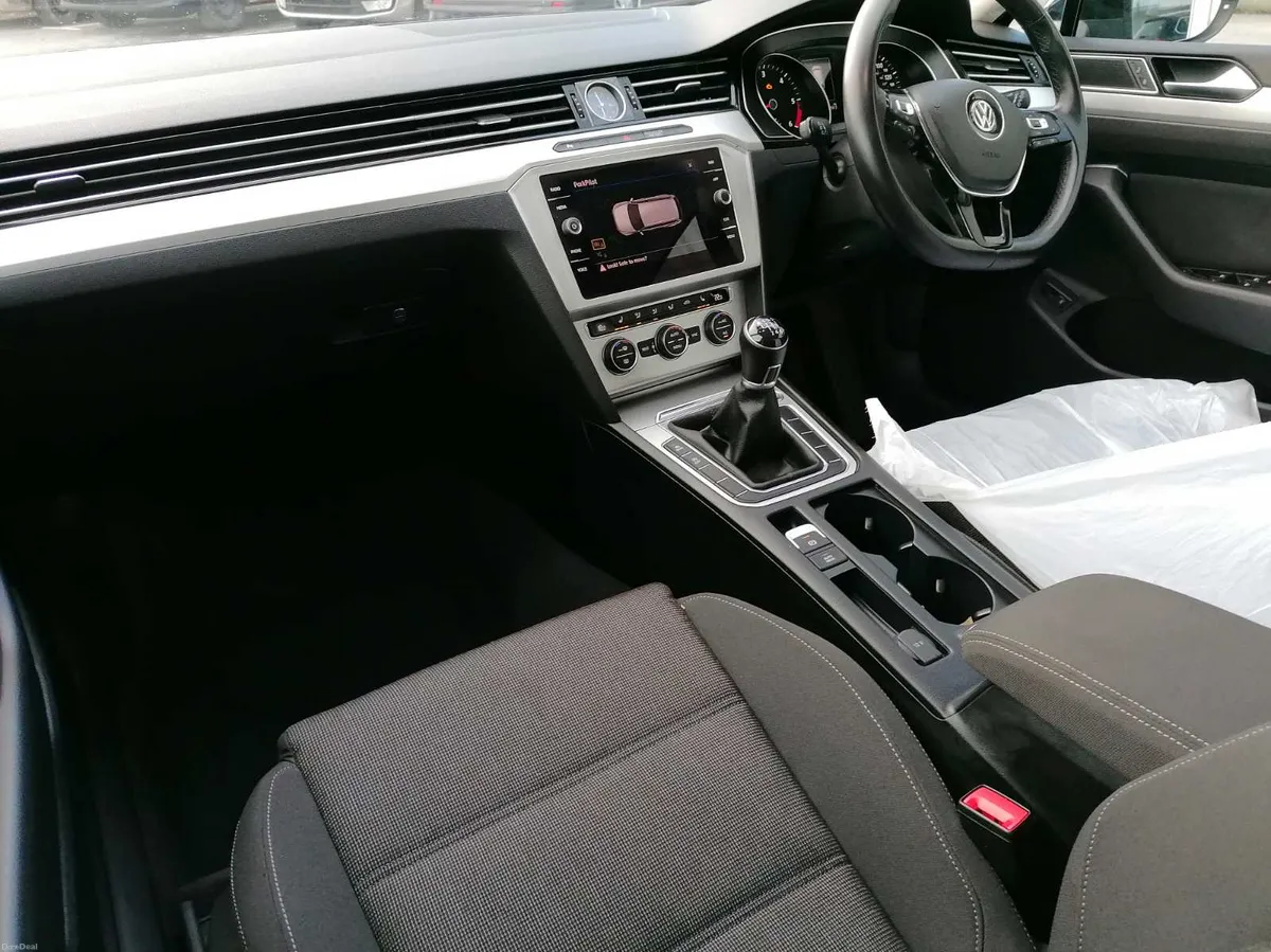 2019 Volkswagen Passat  2.0TDI 150bhp Business Ed. - Image 6