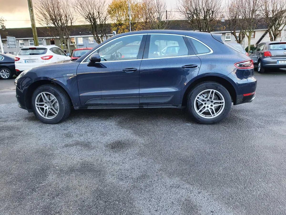 Porsche Macan, 2016 - Image 6