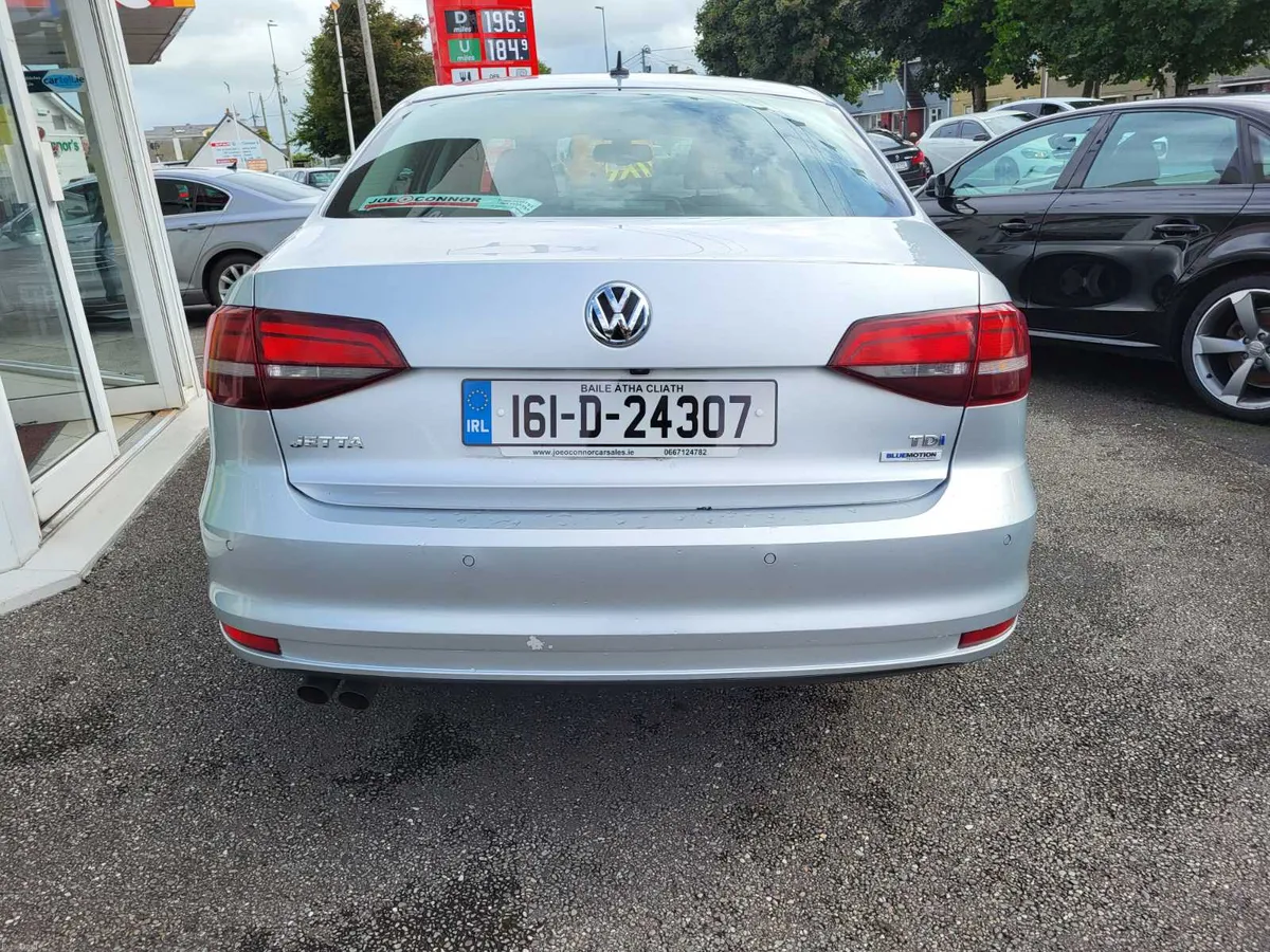 Volkswagen Jetta Auto C/Line, 2016 - Image 4