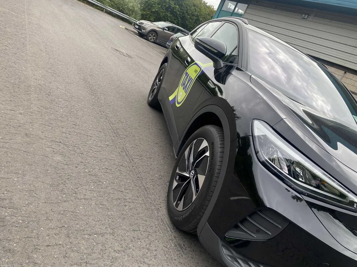 Volkswagen ID4 /2026/Fully Electric/Taxi Spec - Image 2