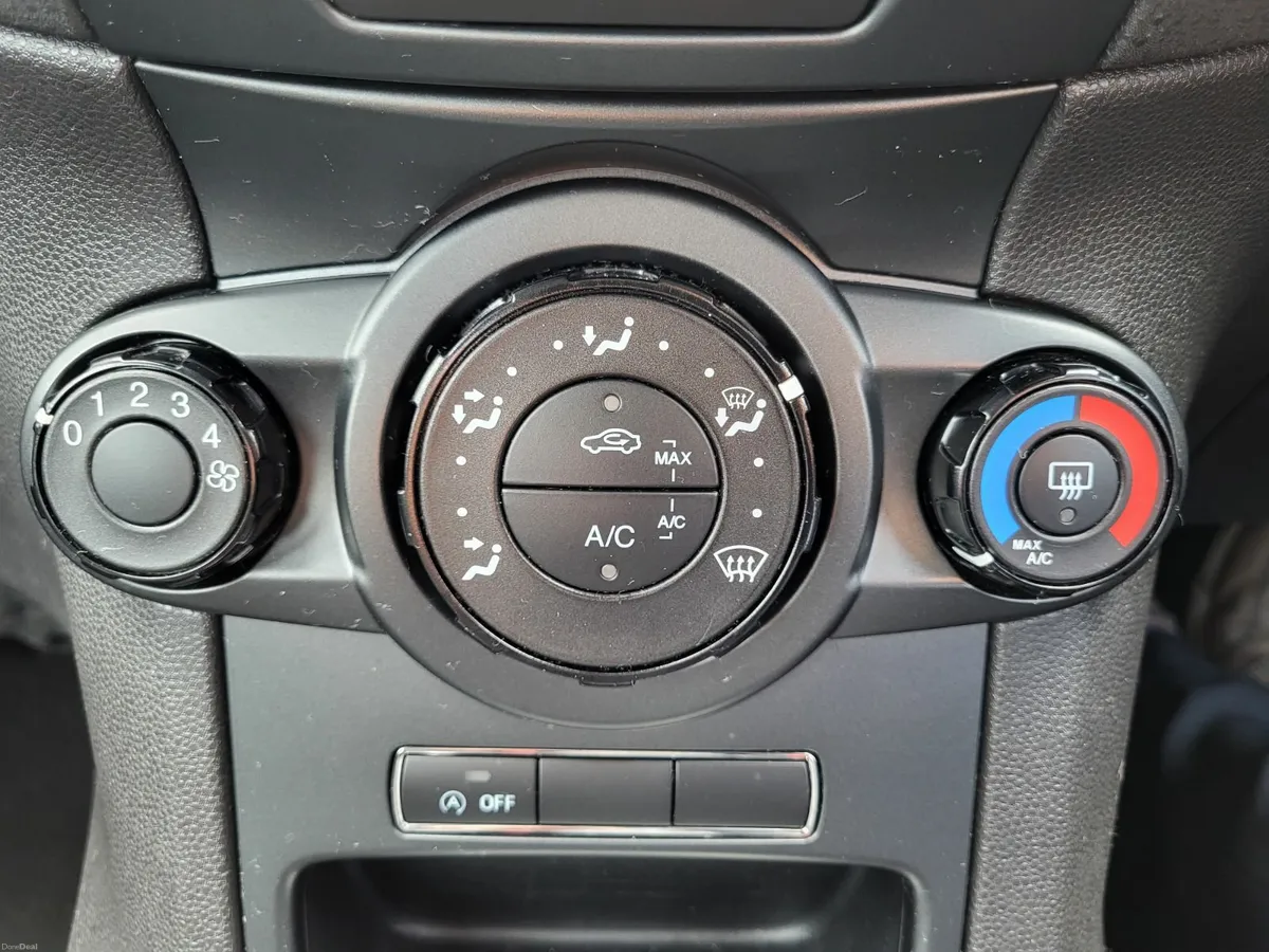 Ford Fiesta 1.0 Zetec Ecoboost 65BHP - Image 6