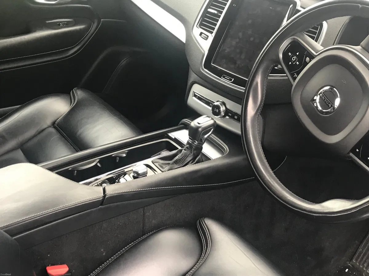 Volvo XC90 Momentum Pro huge spec - Image 6
