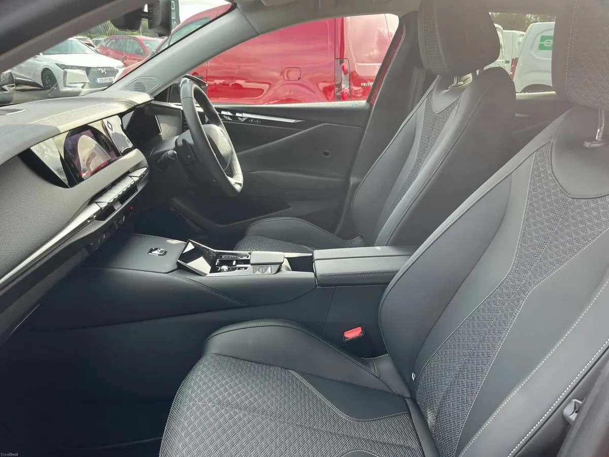 2023 DS 4 PHEV - Image 6