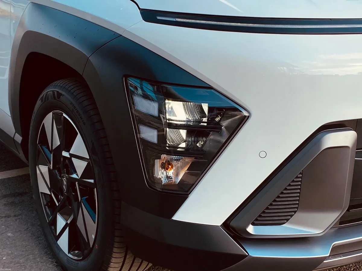 New Hyundai Kona 262 - Video Tour - Image 4