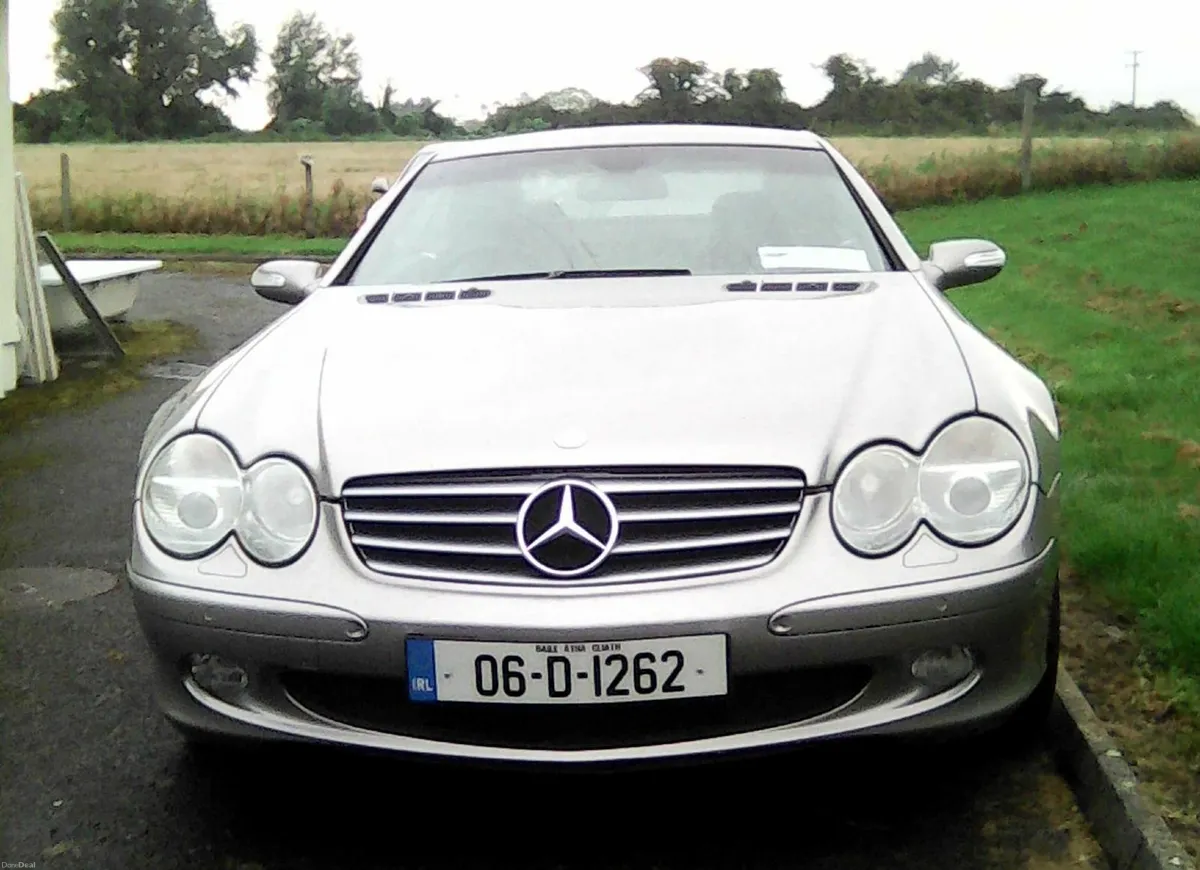 Mercedes  SL 350 Auto  Mint Condition. - Image 1