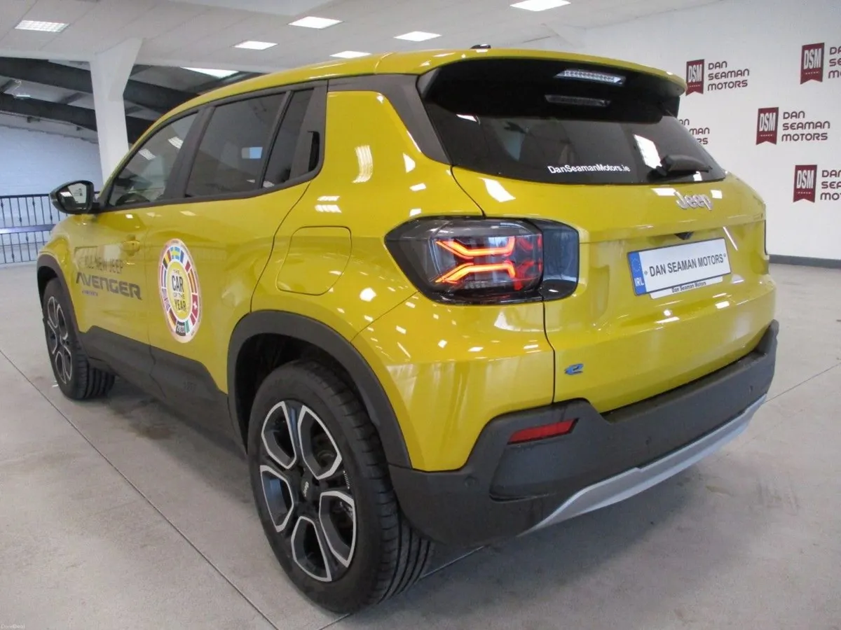 AVENGER LONGITUDE EV NEW 262 OFFERS  3.9% FINANCE - Image 5
