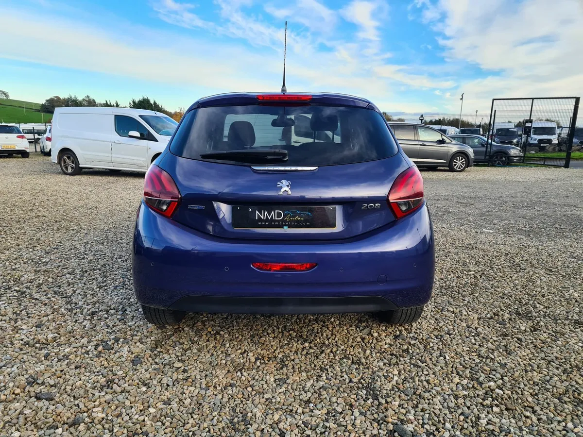 Peugeot 208 Allure - Image 6