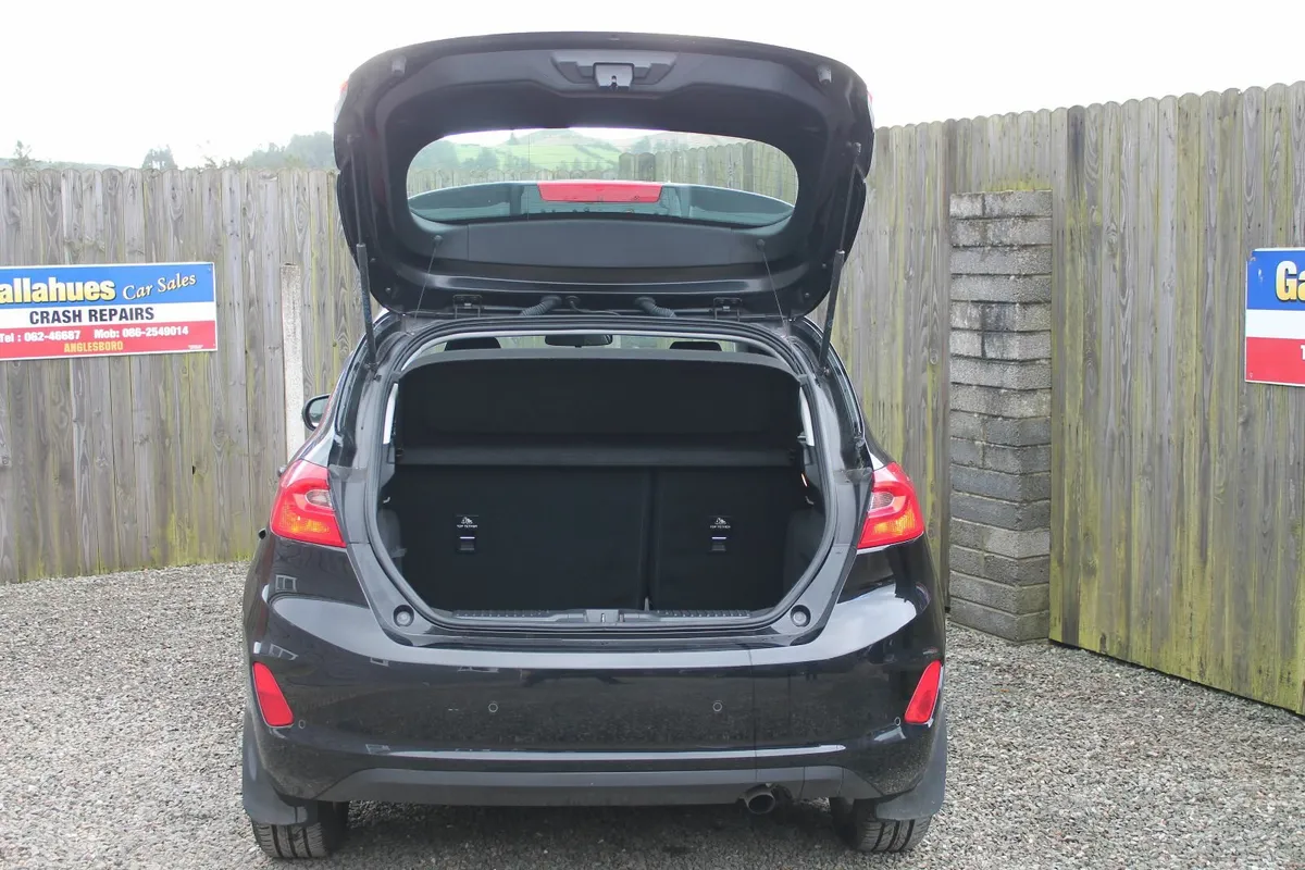 Ford Fiesta Black - Image 6