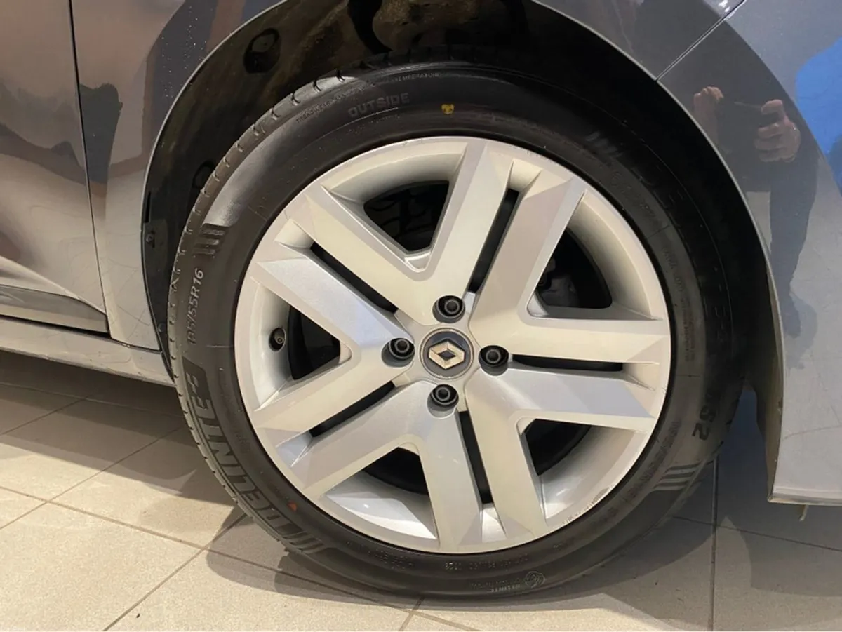 Renault Clio Dynamique Edition - Image 6