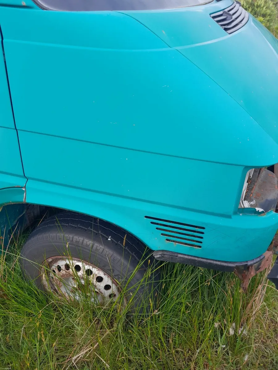 Volkswagen Transporter / Caravelle  T5 t4 parts - Image 5