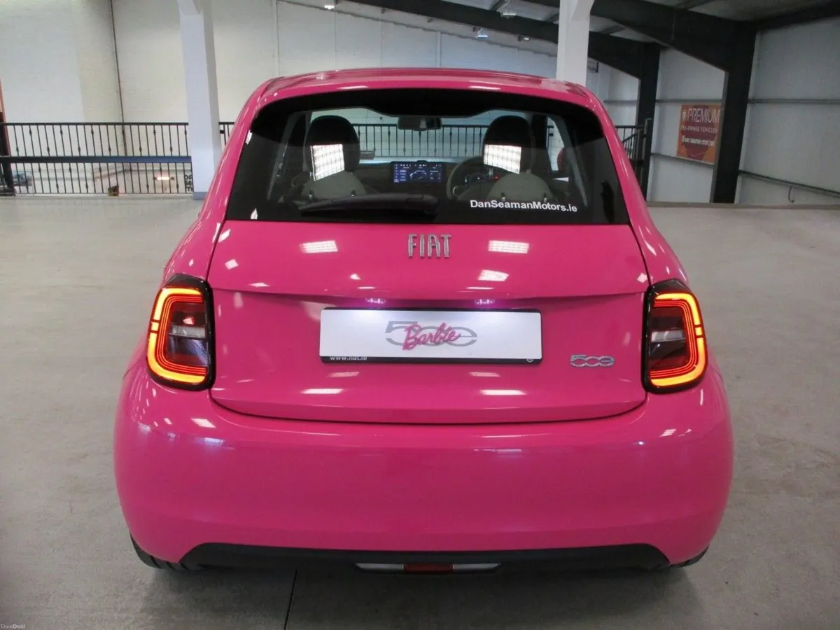 NEW 261 OFFERS 3.9%-Fiat 500e La Prima EV in Pink- - Image 6