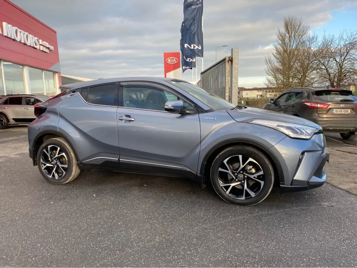 Toyota C-HR 1.8 Hybrid Sportmono 4DR Sport Auto - Image 5