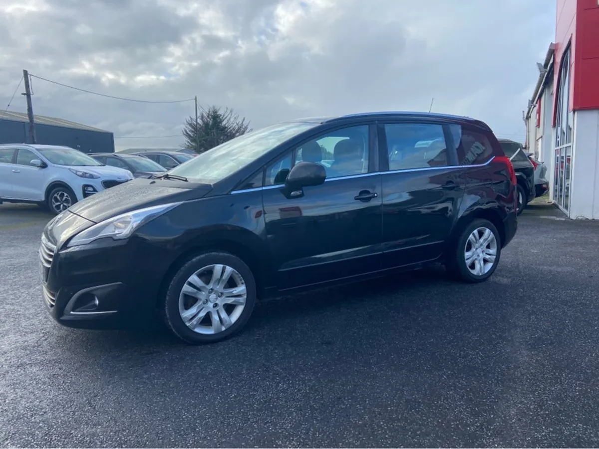 Peugeot 5008 Active 1.6 Blue HDI 120 4 4DR - Image 6
