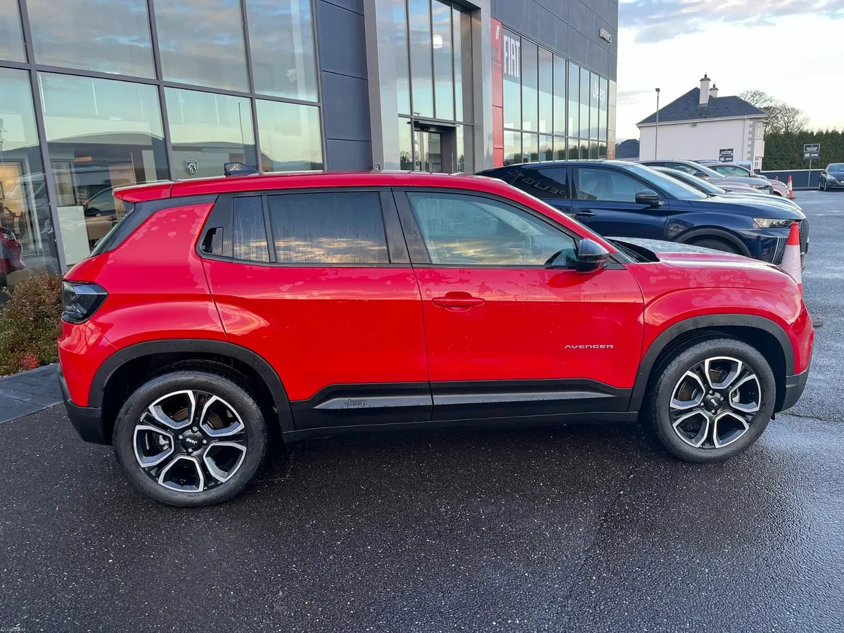 All New  Electric Jeep Avenger (Launch Edition) - Image 2