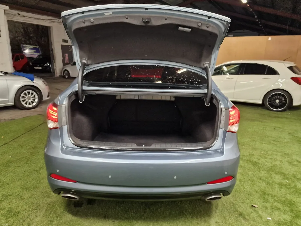 HYUNDAI i40 1.7 CRDI 140 SE   2017  AUTOMATIC - Image 2