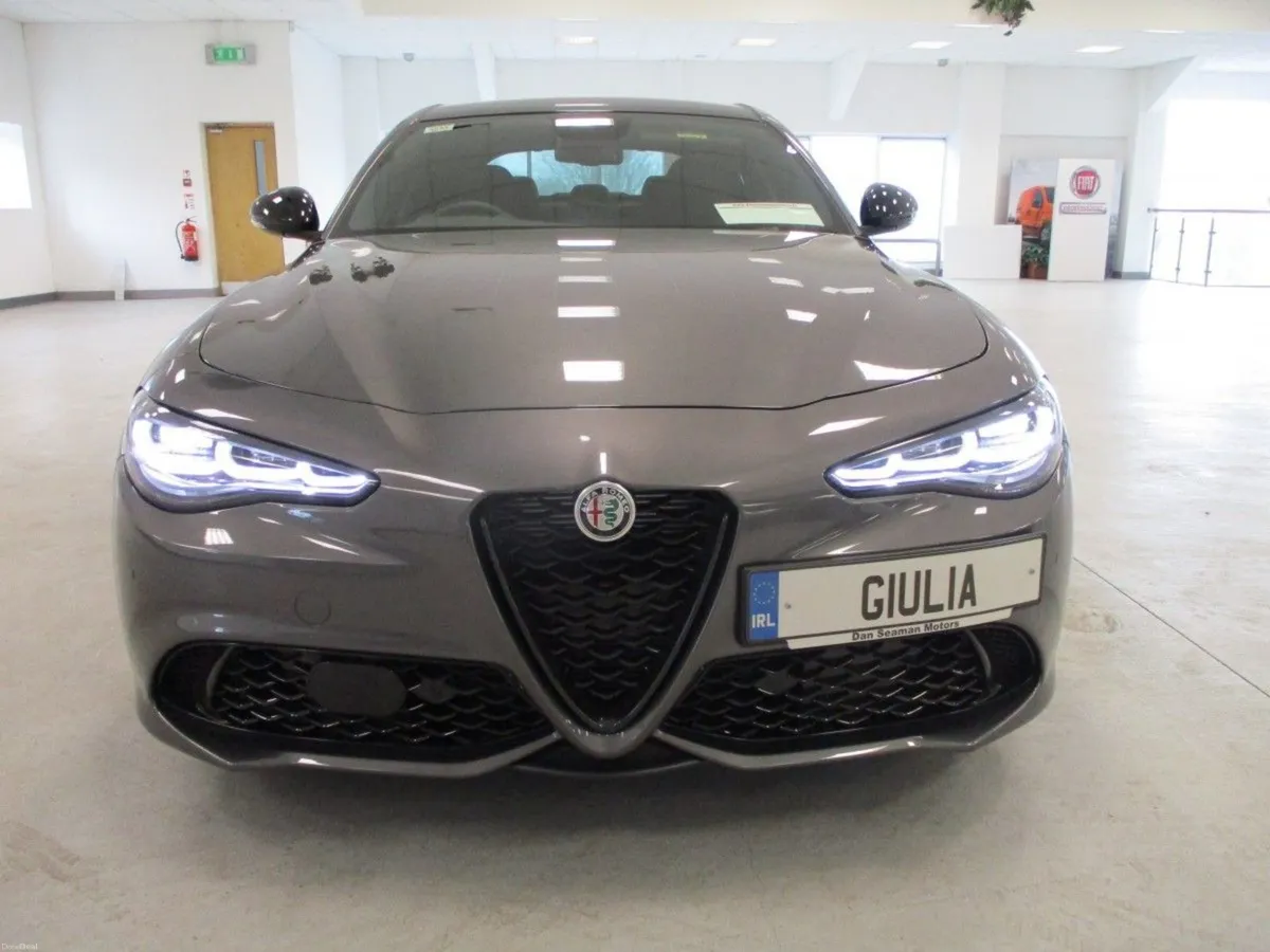 NEW 261 OFFERS-ALFA ROMEO GIULIUA VELOCE - Image 3
