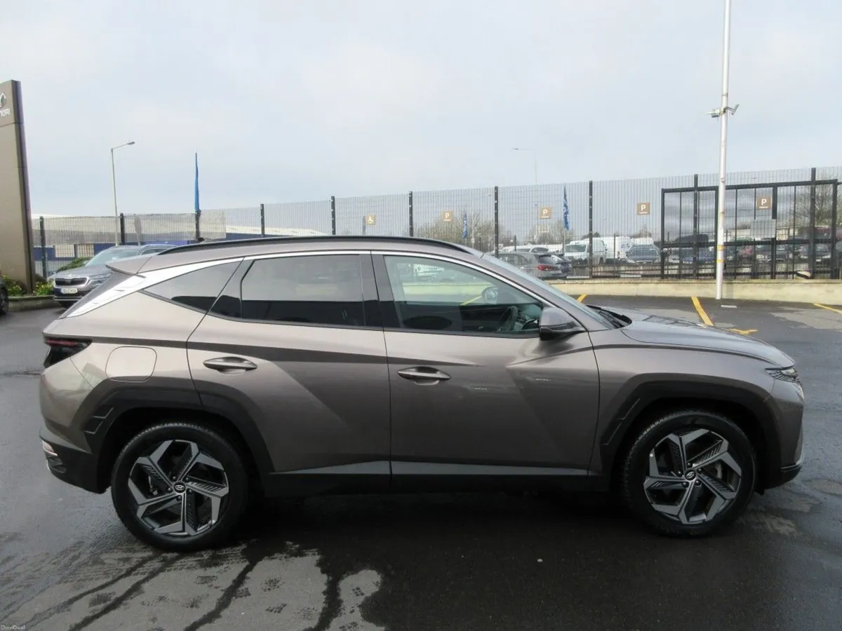 Hyundai Tucson 4WD Executive Plus Phev Auto - Image 6