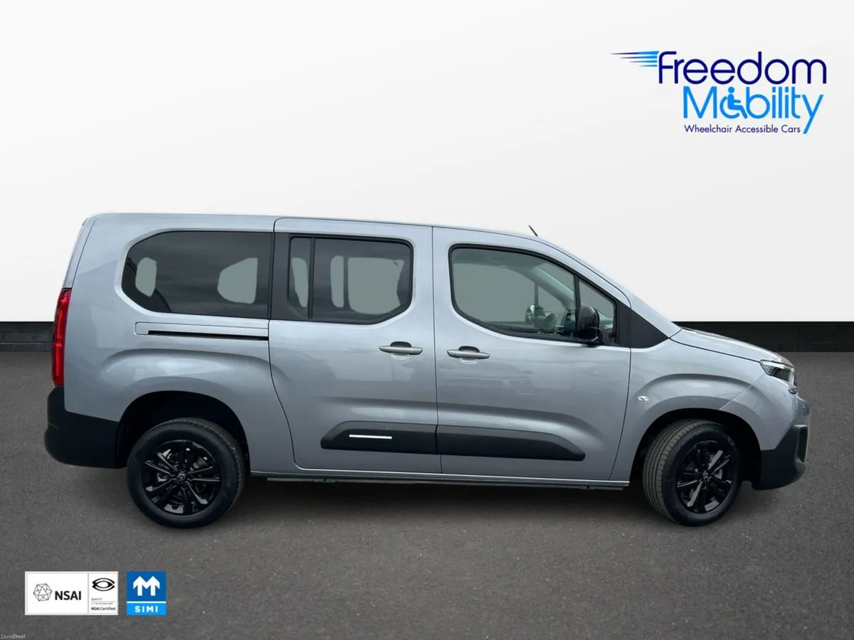 Citroen Berlingo Multispace Wheelchair Accessible - Image 4