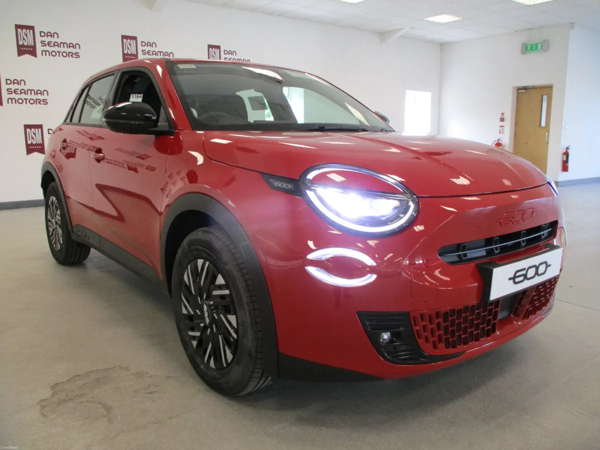 NEW 261 OFFERS-FIAT 600 MHEV 1.2 PETROL AUTO- - Image 3