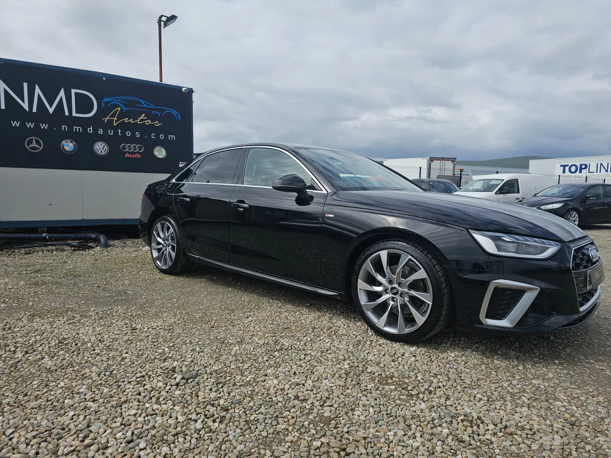 Audi A4 S-Line 35 2020 - Image 2