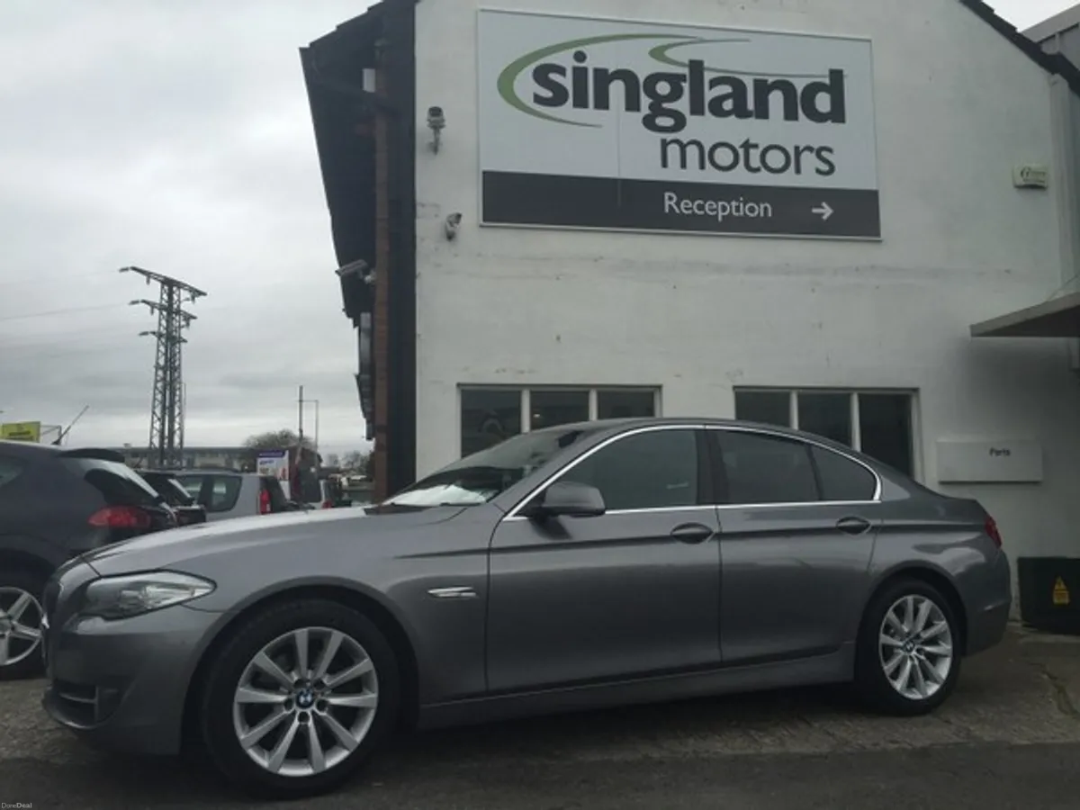 BMW 5 Series 520D SE Auto - Image 1