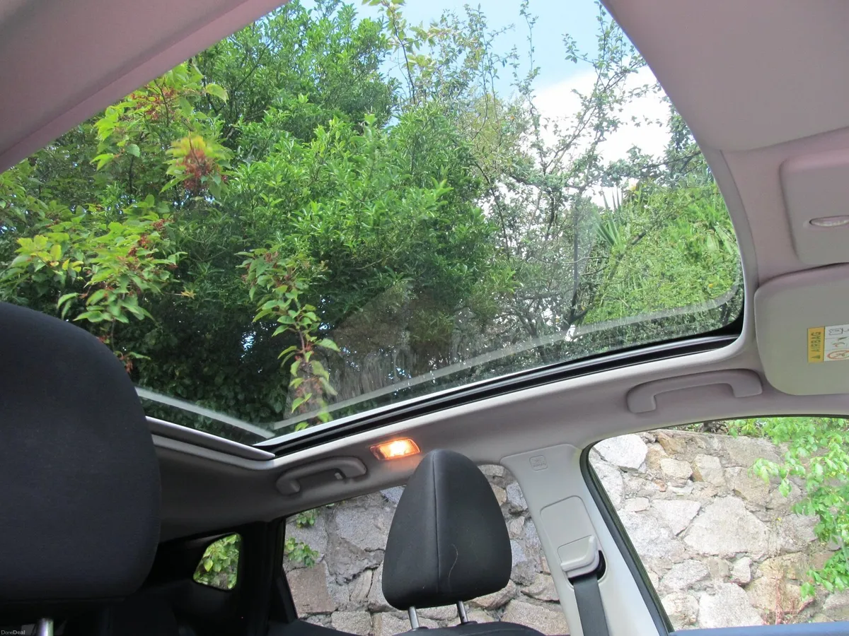 Nissan Qashqai 2018 1.5 Diesel SV Reverse Camera - Image 3