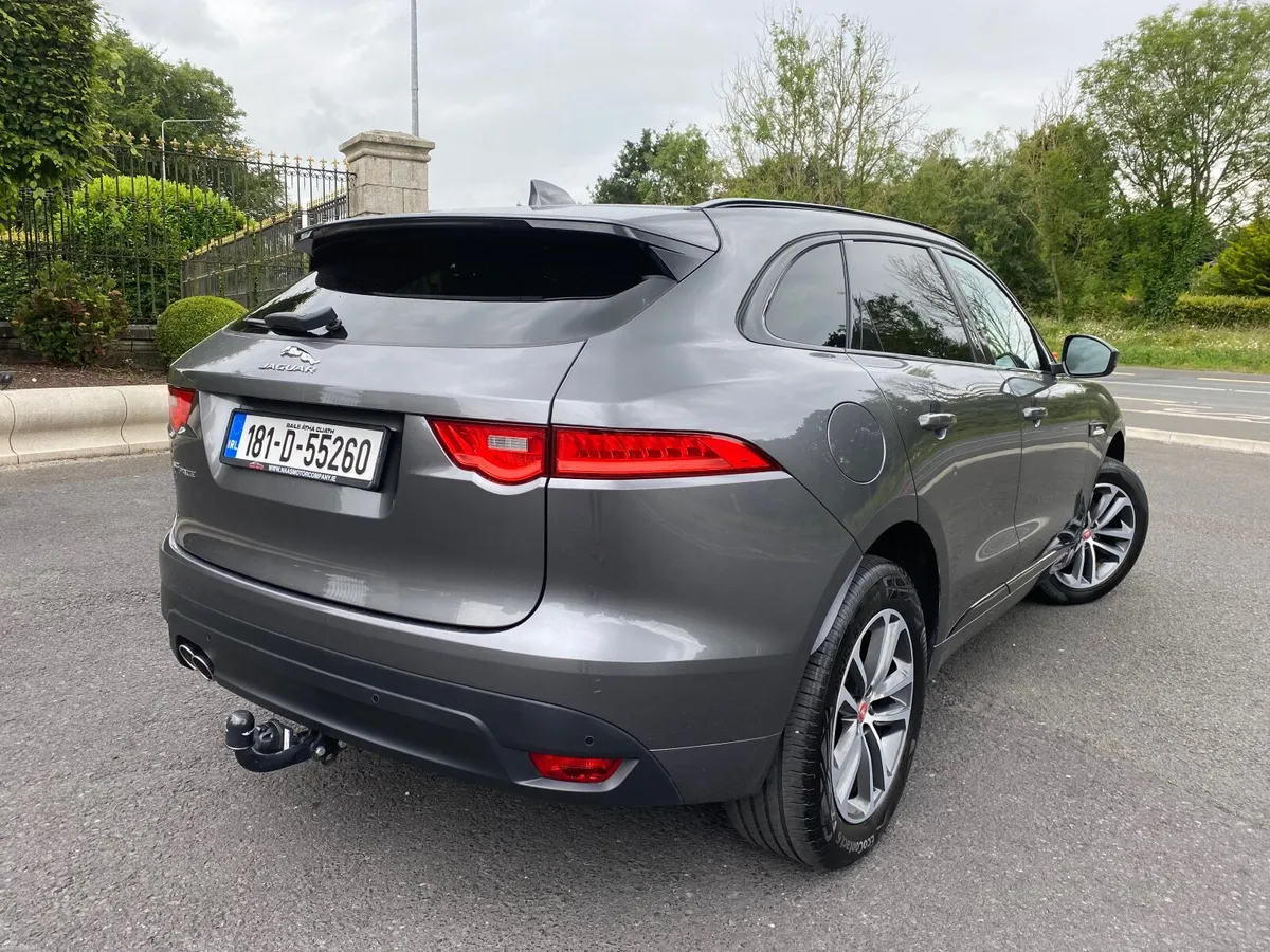 Jaguar F-Pace 2018 - Image 2