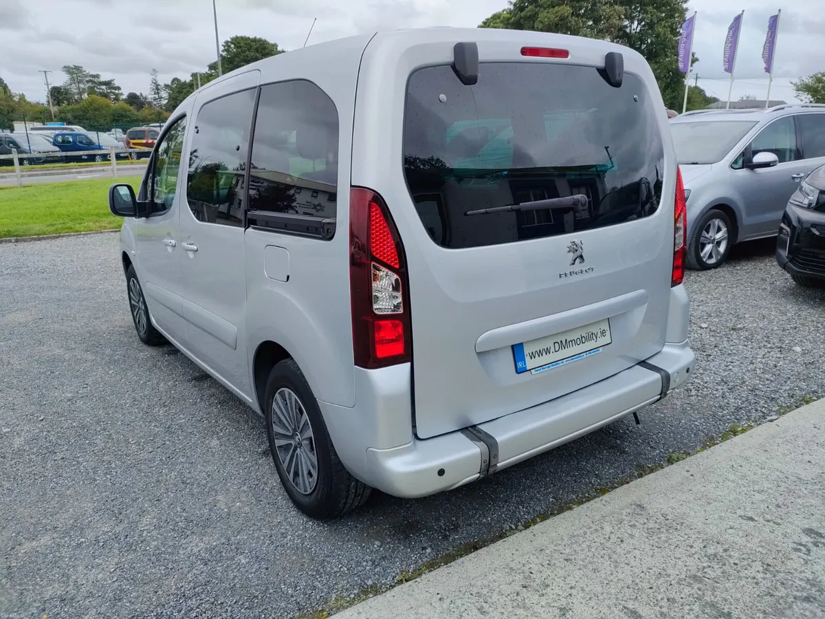 Wheelchair Car ➡️ dmmobility.ie - Image 5