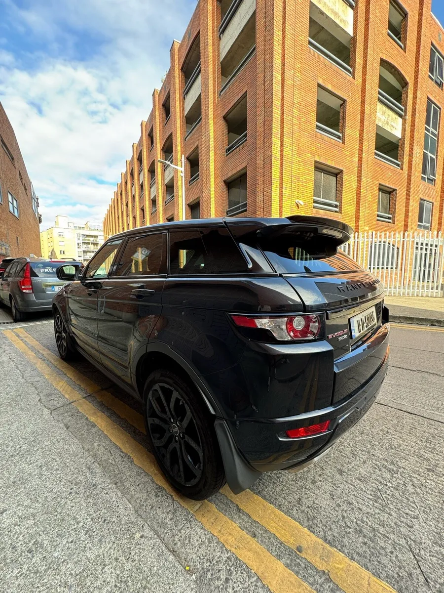 RANGE ROVER EVOQUE ALL BLACK - Image 5