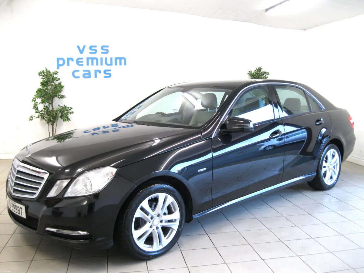 HUGE SPEC! UPGRADE INT! 7SPEED AUTO! STUNNING CAR! - Image 1