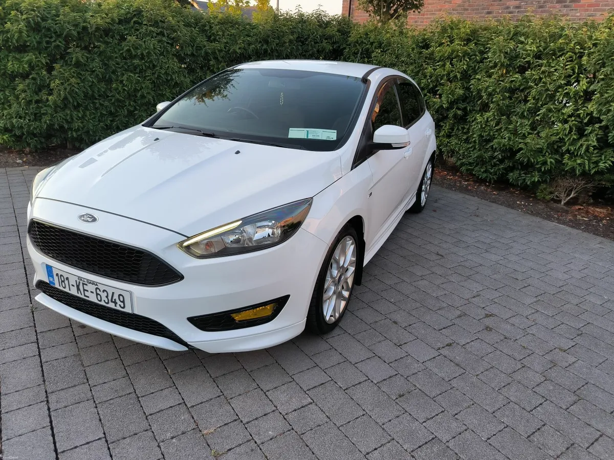 Ford Focus 1.0 St line Ecoboost 140PS ⭐⭐52000mls⭐⭐ - Image 2