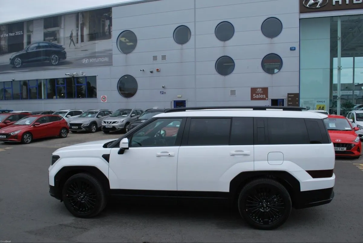 Hyundai Santa Fe Calligraphy 1.6 Petrol Phev - Image 3