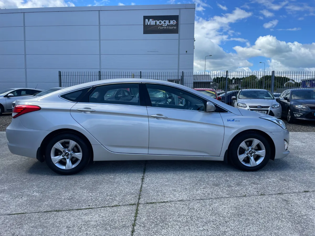 Hyundai i40 - Diesel - Finance Available - May PX - Image 2