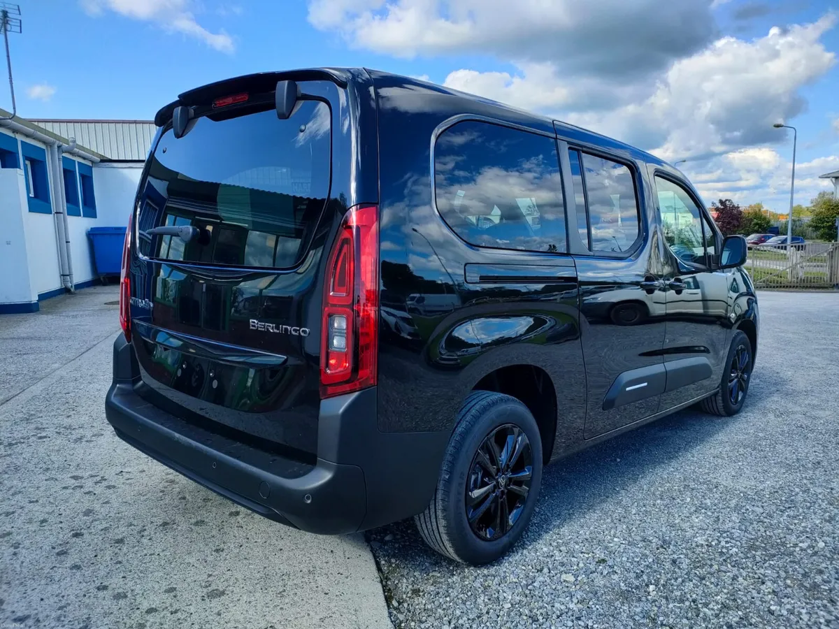 262 Wheelchair Car - Image 6
