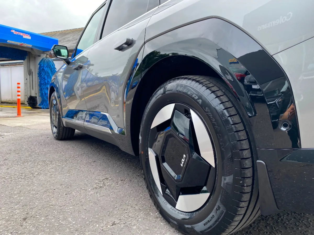 Kia EV9 Earth 2026 (261) - Image 4