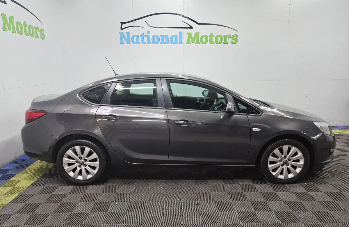 2014 Opel Astra SC 1.7 CDTI 16V 110PS - Image 3