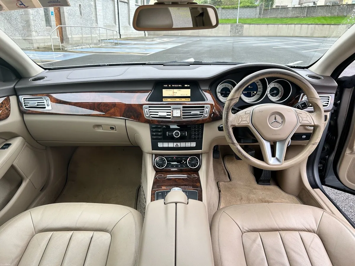Mercedes - Image 5