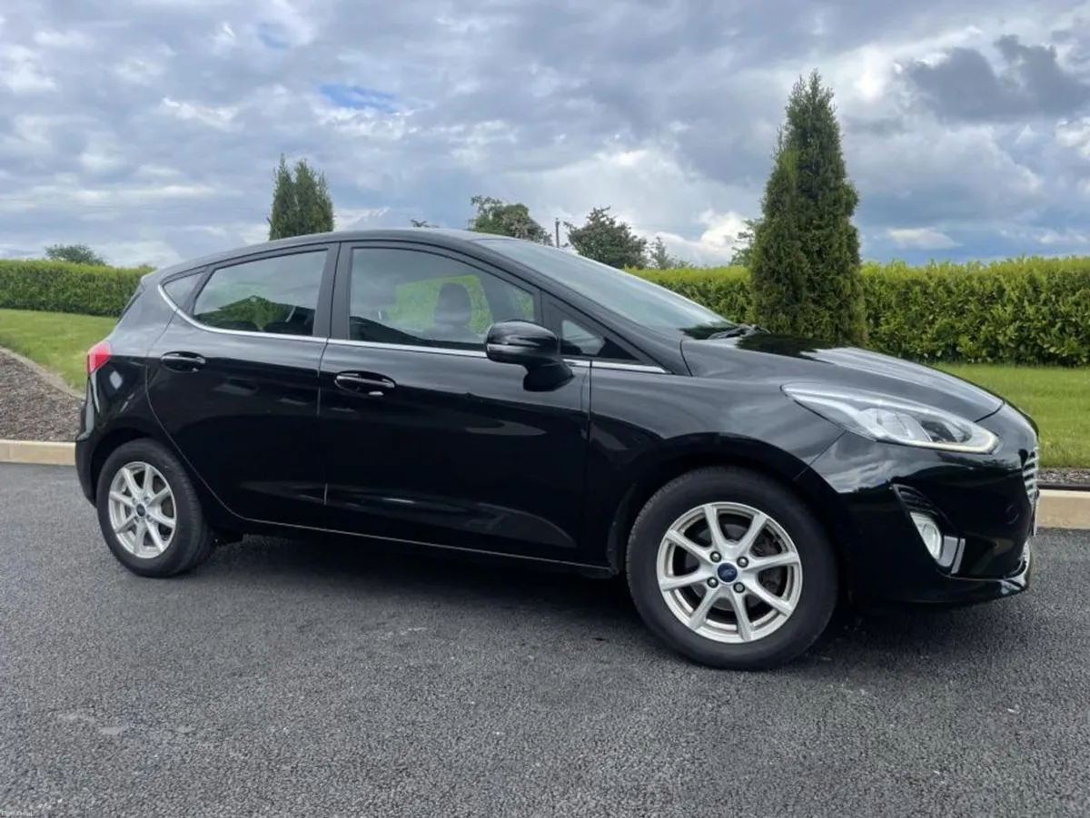 Ford Fiesta Petrol - Image 5