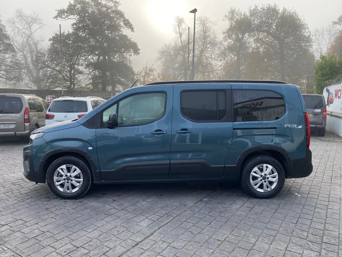 Wheelchair Accessible Peugeot Rifter LWB - Image 5