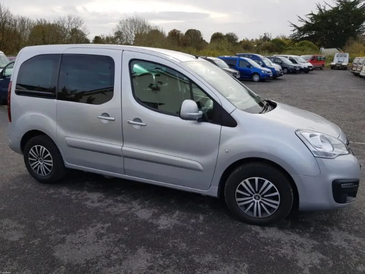 Wheelchair Car Peugeot Partner Horizon - Image 5