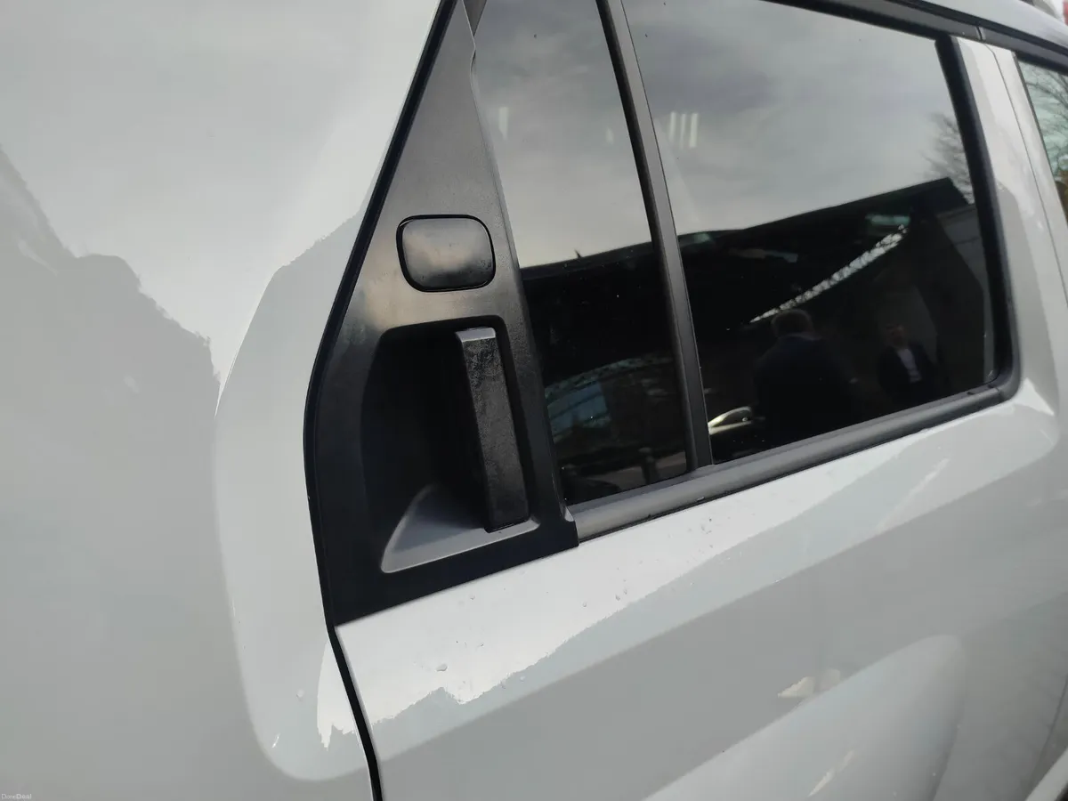2026 Inster Elegance 49KW - Image 5