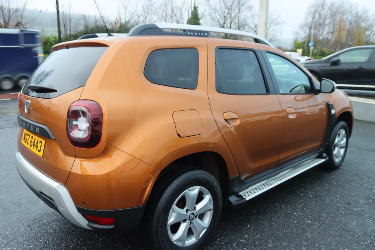 2019 Dacia Duster 1.5DCi Comfortline Diesel 6-sp - Image 3